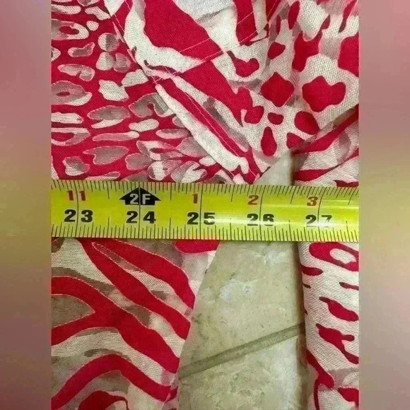 Chico's Sheer Structured Bomber, Mesh Tiger Print Pink/White Zip Snap Front Sz 3 - Picture 10 of 10